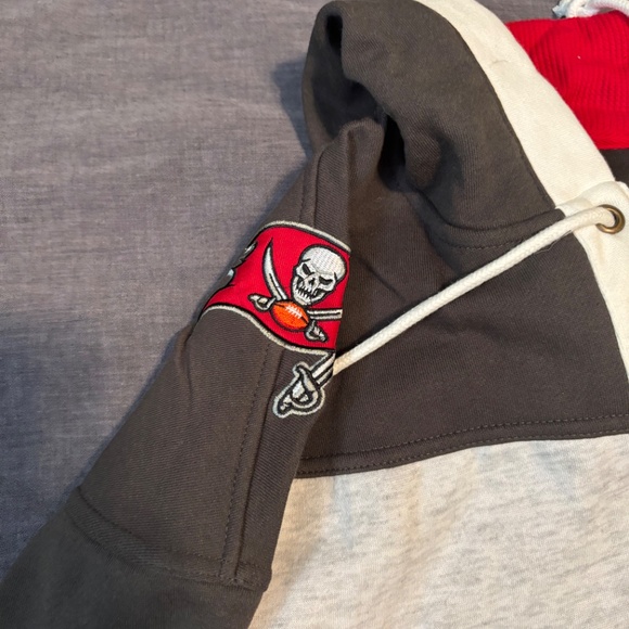 Men's '47 Gray Tampa Bay Buccaneers Gridiron Lace-Up - Pullover Hoodie Mens L - Picture 3 of 4